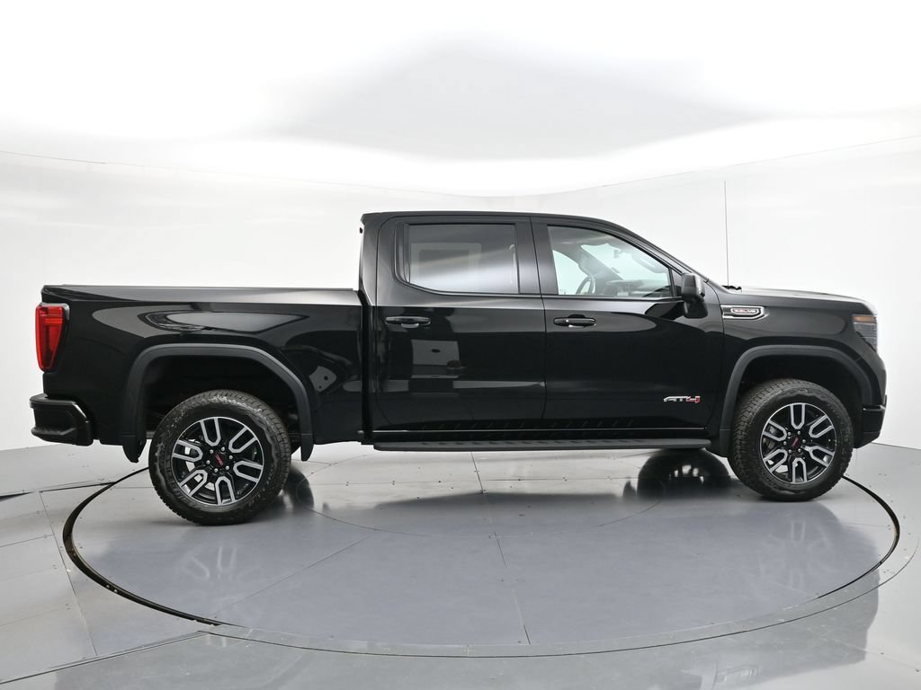 New 2026 GMC Sierra 1500 AT4 w/ AT4 Premium Package AWD/4WD image 4