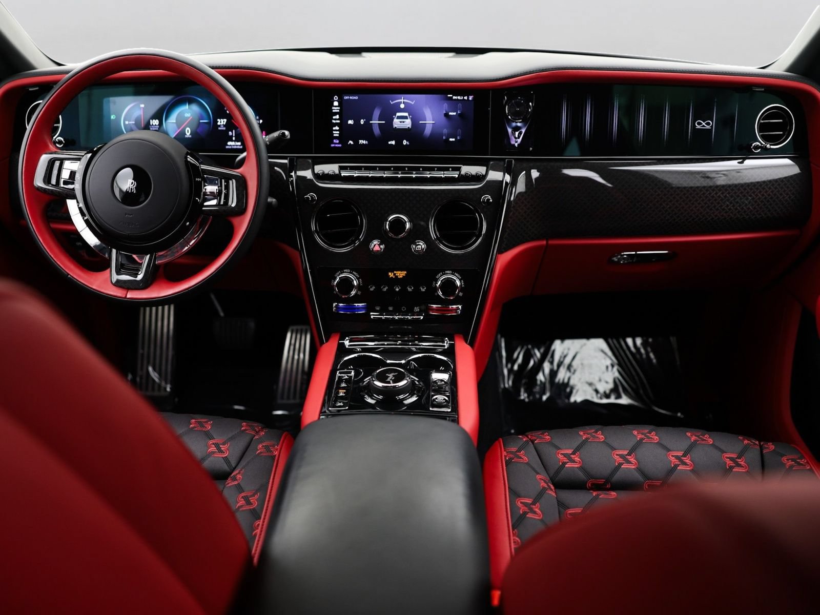 Certified 2025 Rolls-Royce Cullinan Black Badge AWD/4WD image 6