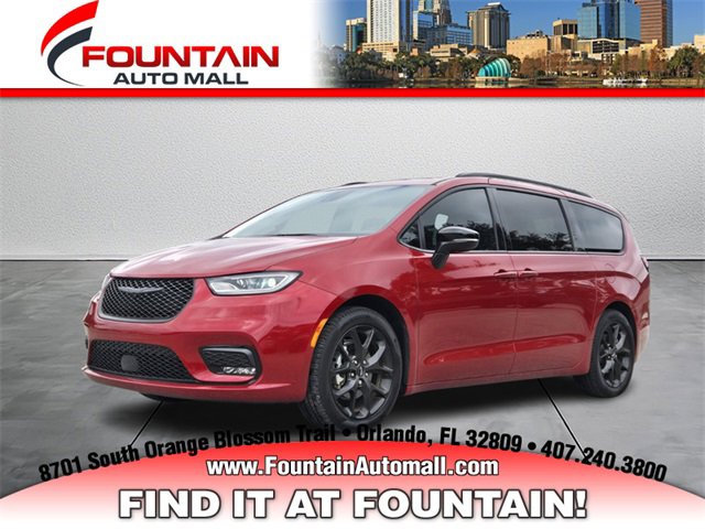 Used 2024 Chrysler Pacifica Limited w/ S Appearance Package
