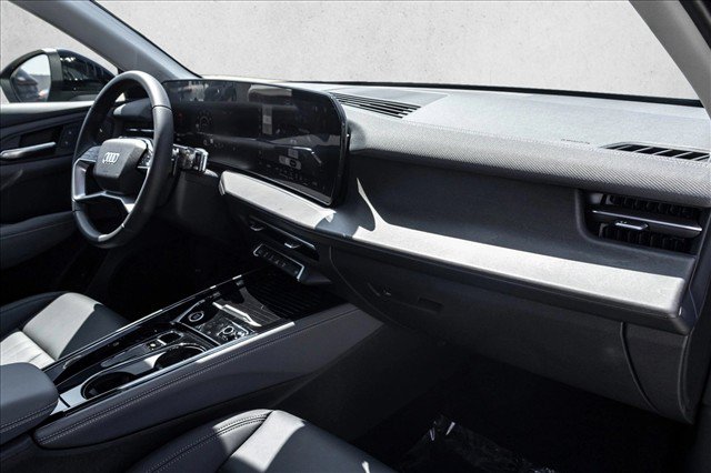 New 2026 Audi Q3 quattro 2.0T AWD/4WD image 26