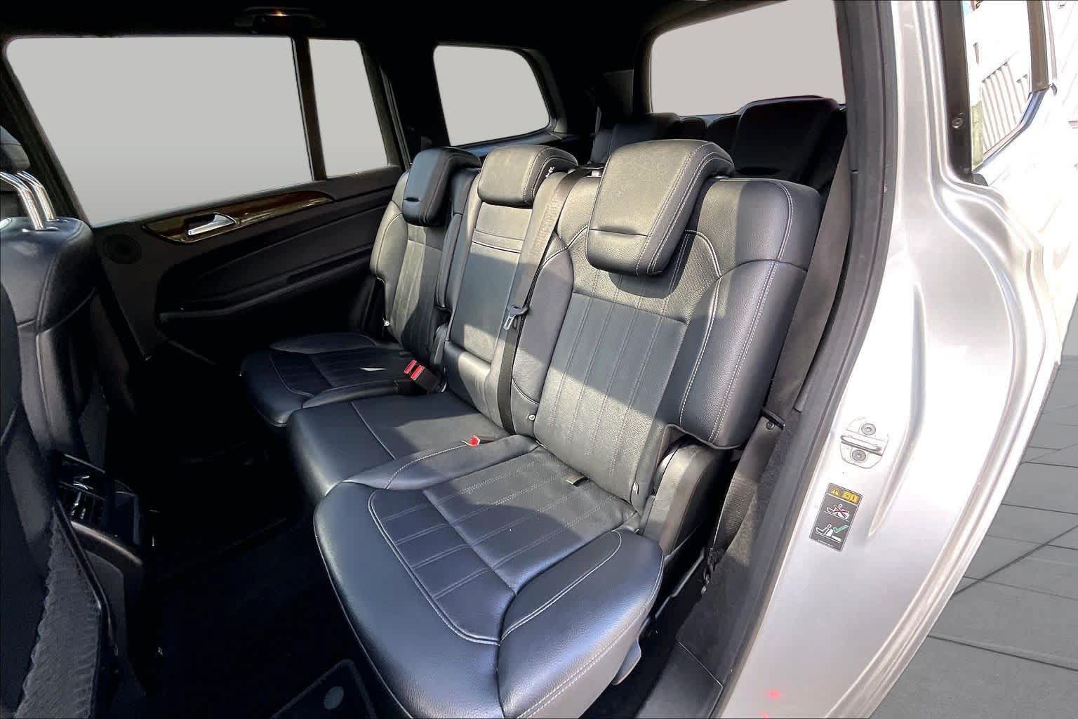 Used 2017 Mercedes-Benz GLS 450 4MATIC image 21