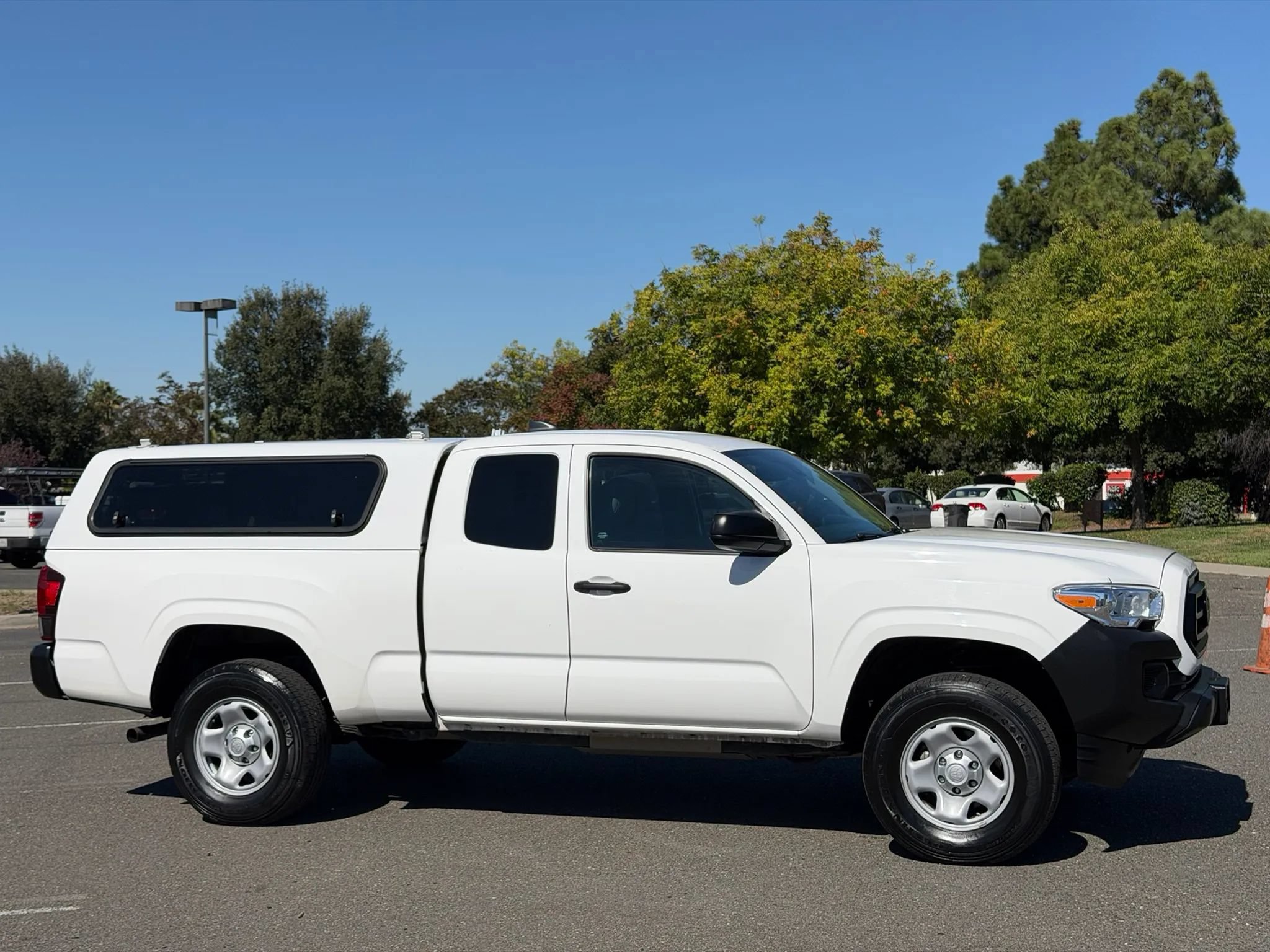 Used 2023 Toyota Tacoma SR RWD image 6