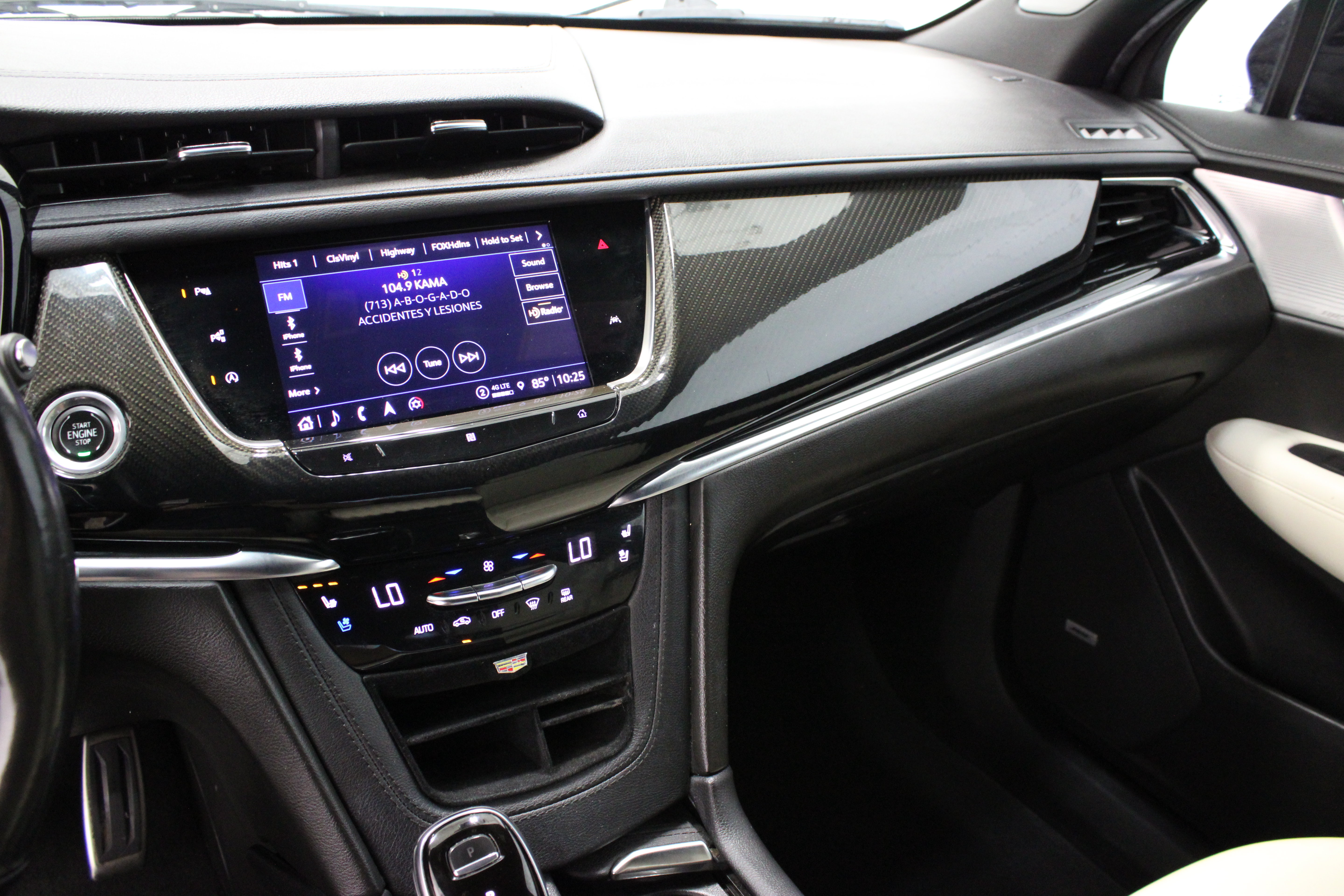 Used 2021 Cadillac XT6 Sport AWD/4WD image 16
