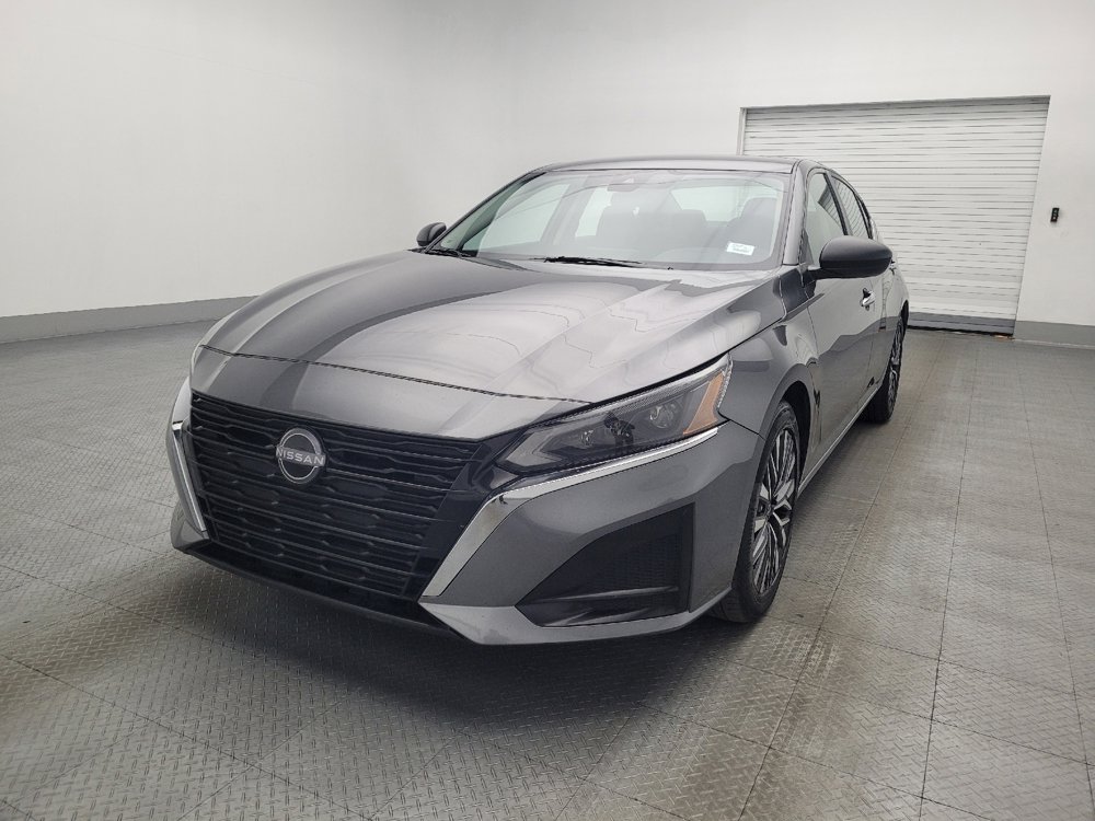 Used 2024 Nissan Altima 2.5 SV image 15