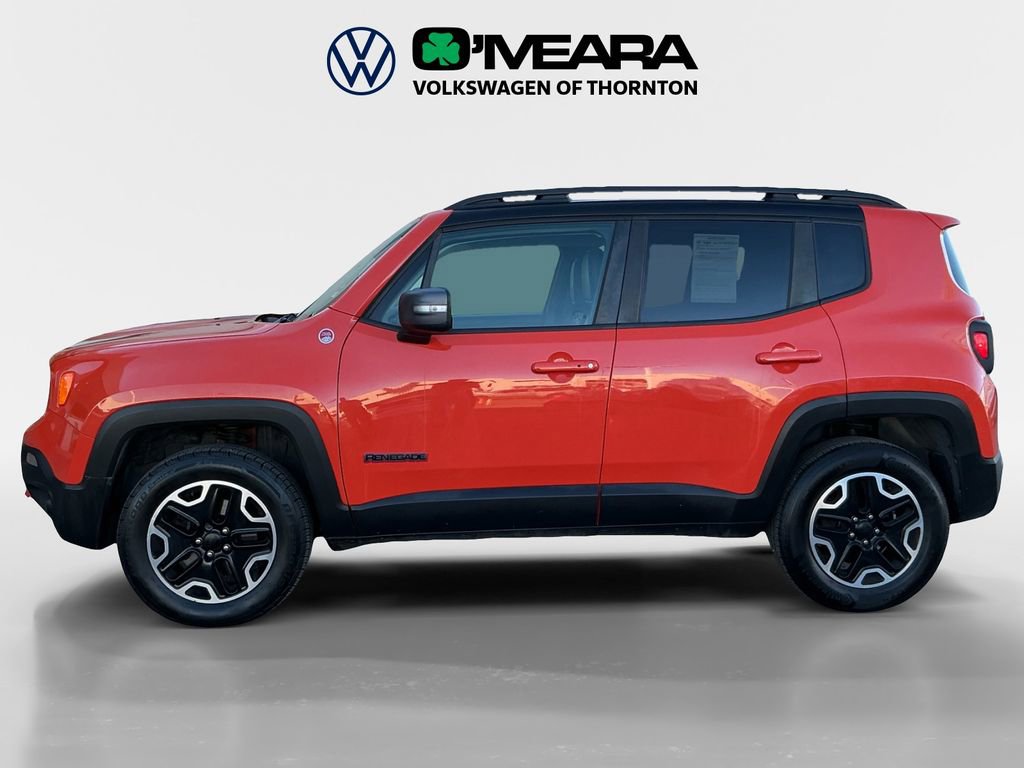 Used 2016 Jeep Renegade Trailhawk w/ Premium Trailhawk Package video 2