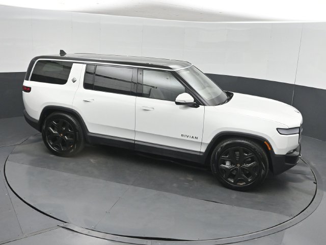 Used 2023 Rivian R1S Adventure Dual AWD/4WD image 44