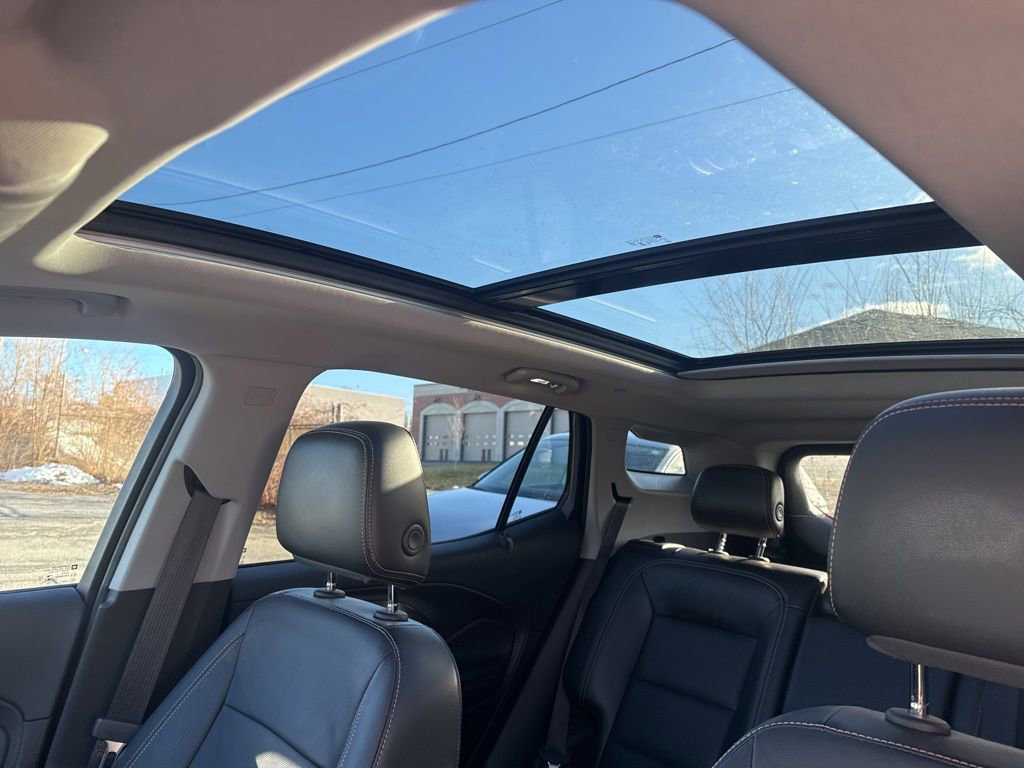 Used 2018 GMC Terrain SLT w/ Preferred Package image 11