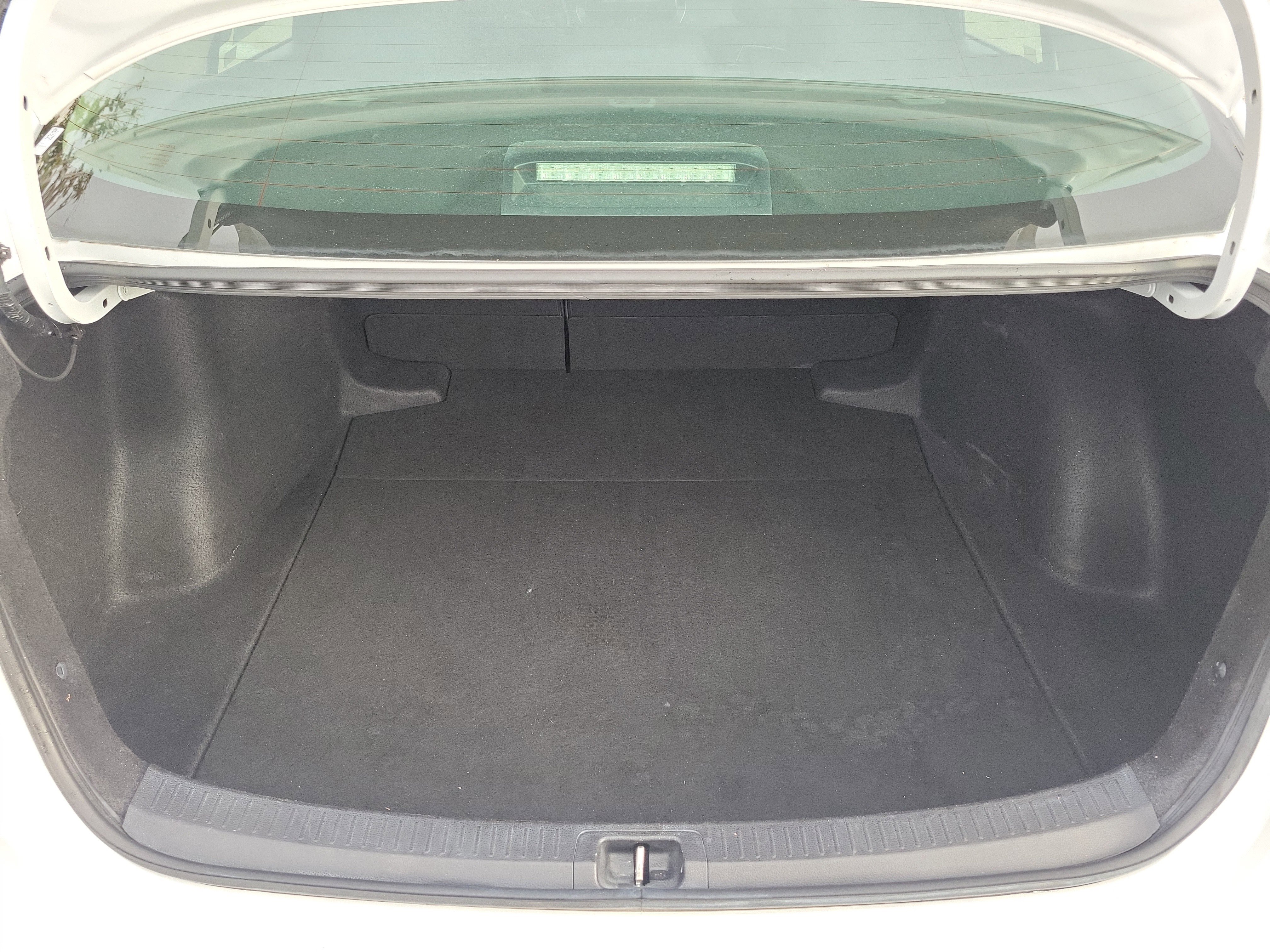 Used 2023 Toyota Corolla LE image 11