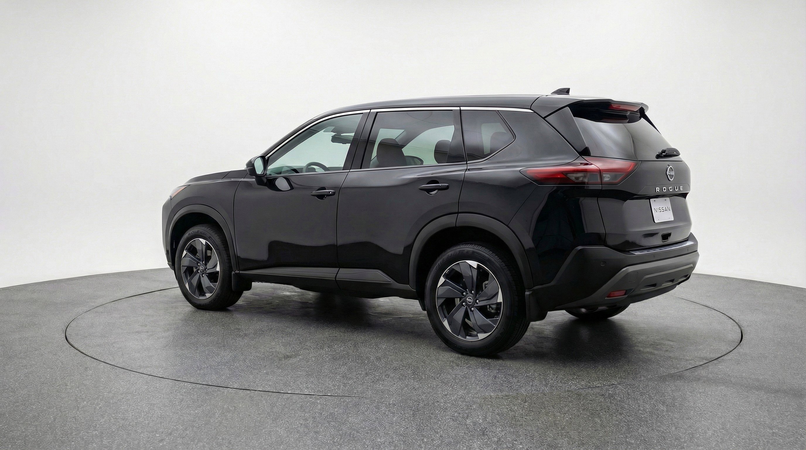 Used 2025 Nissan Rogue SV image 6