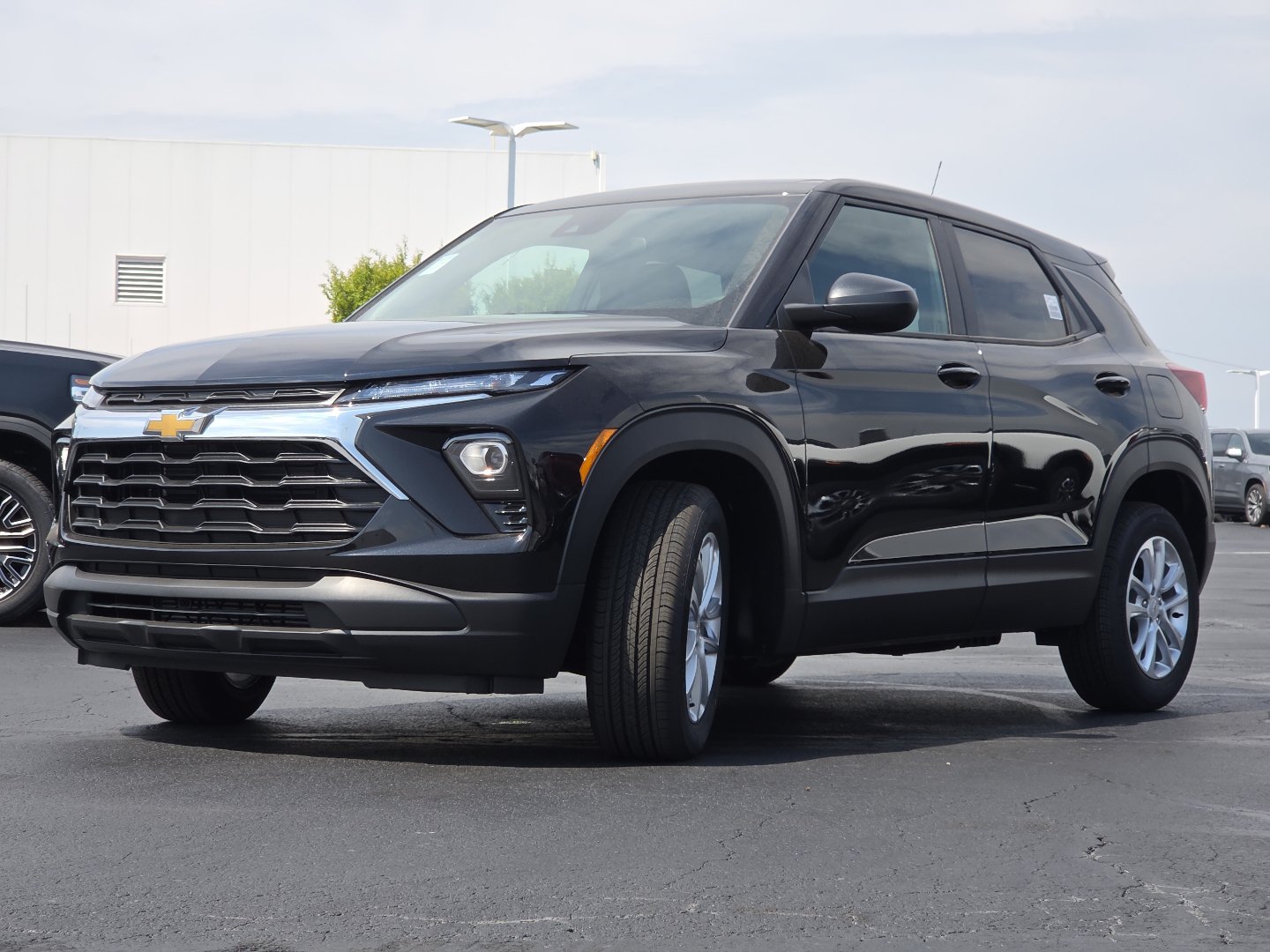 New 2026 Chevrolet TrailBlazer LS w/ LS Convenience Package FWD image 9