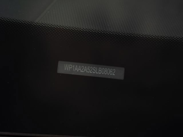 Certified 2025 Porsche Macan image 31