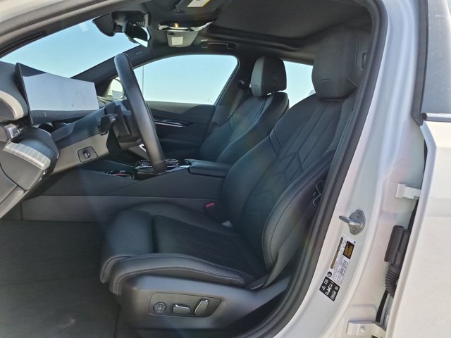 Used 2026 BMW 540i xDrive AWD/4WD image 17