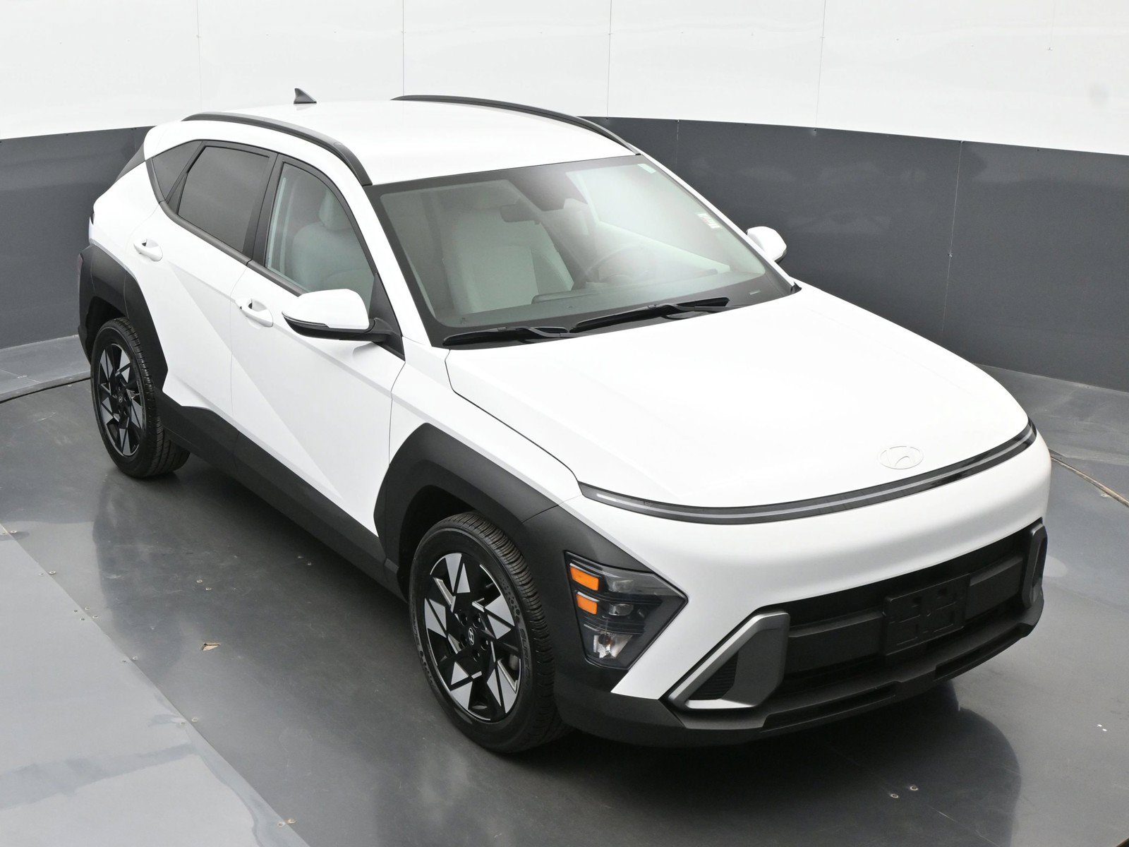 Certified 2024 Hyundai Kona SEL FWD image 33