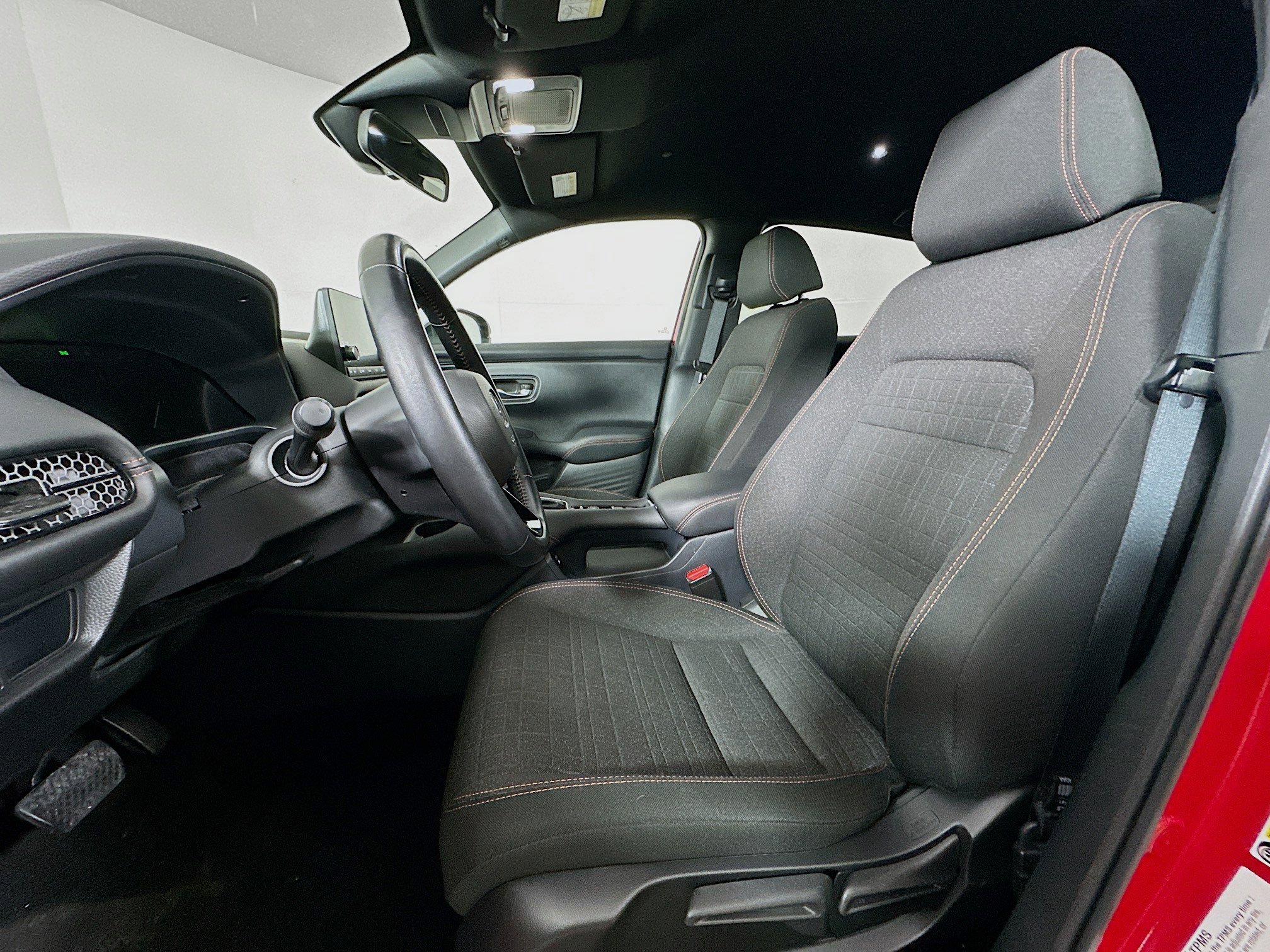 Used 2025 Honda HR-V Sport image 13