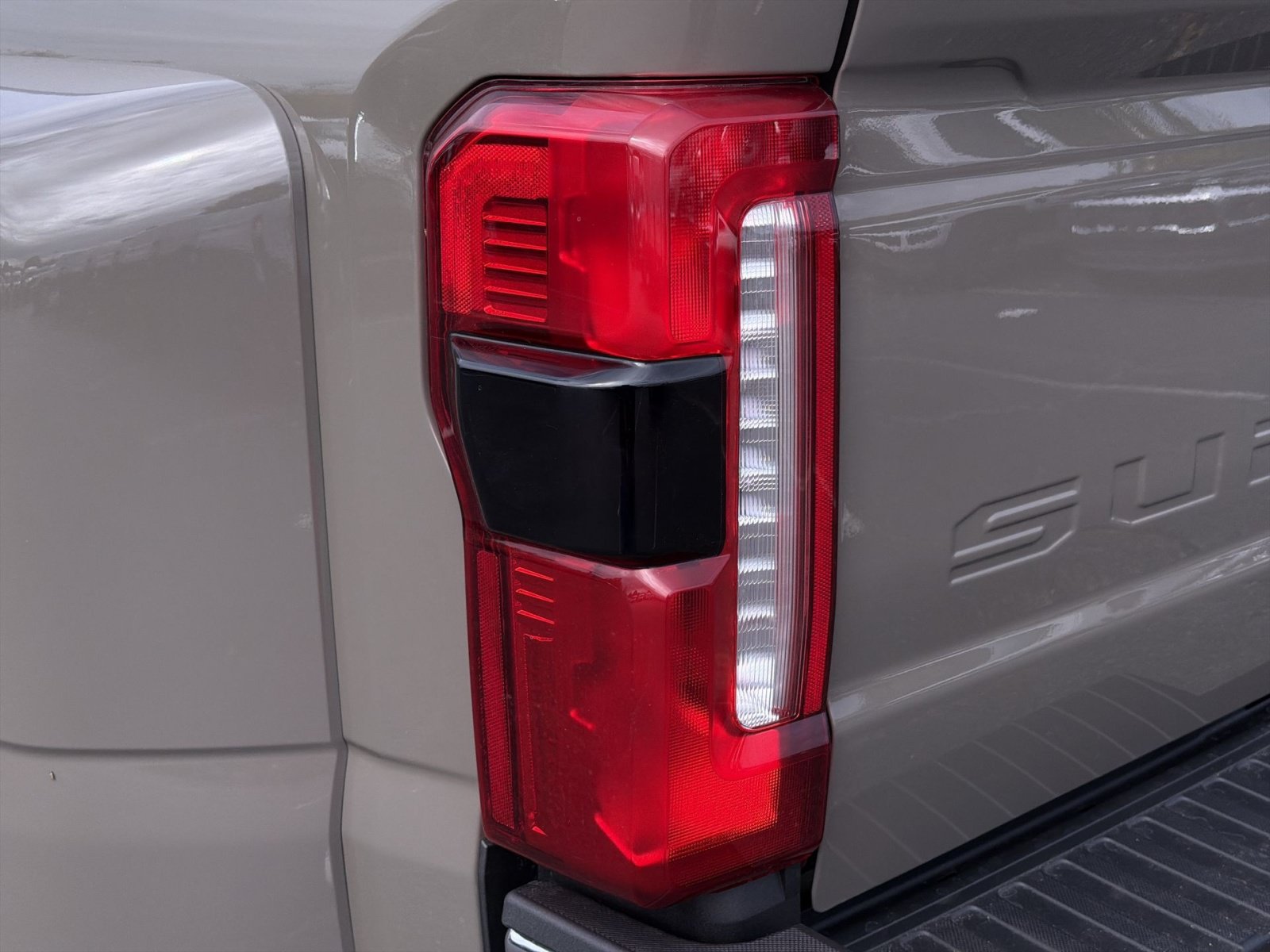 New 2027 Ford F350 Lariat w/ Lariat Ultimate Package AWD/4WD image 17