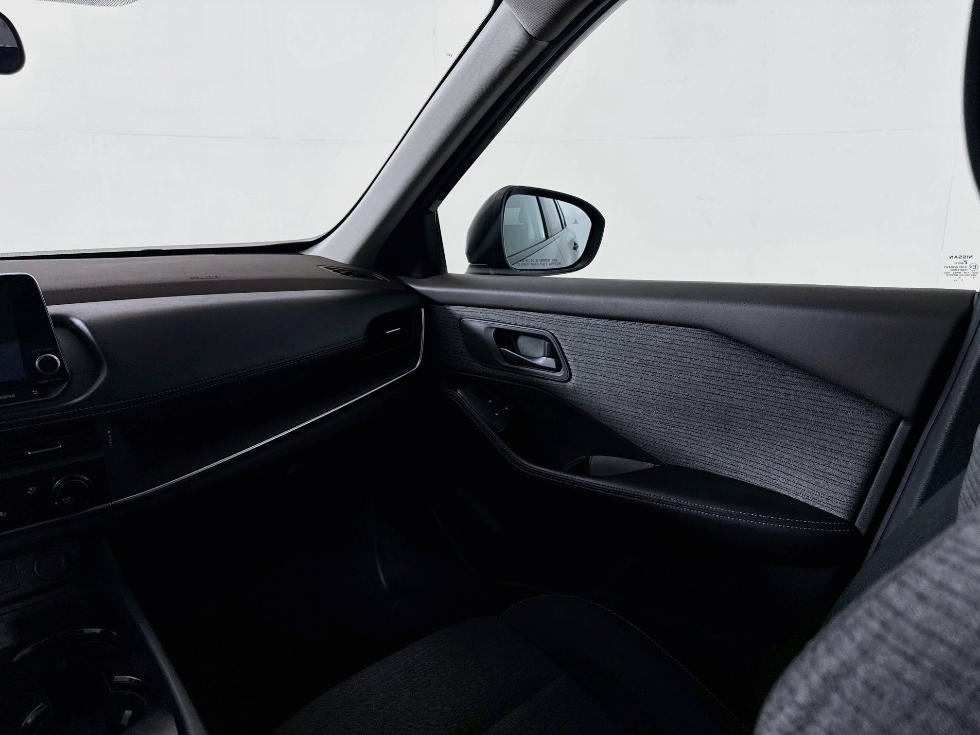 Used 2021 Nissan Rogue S FWD image 21