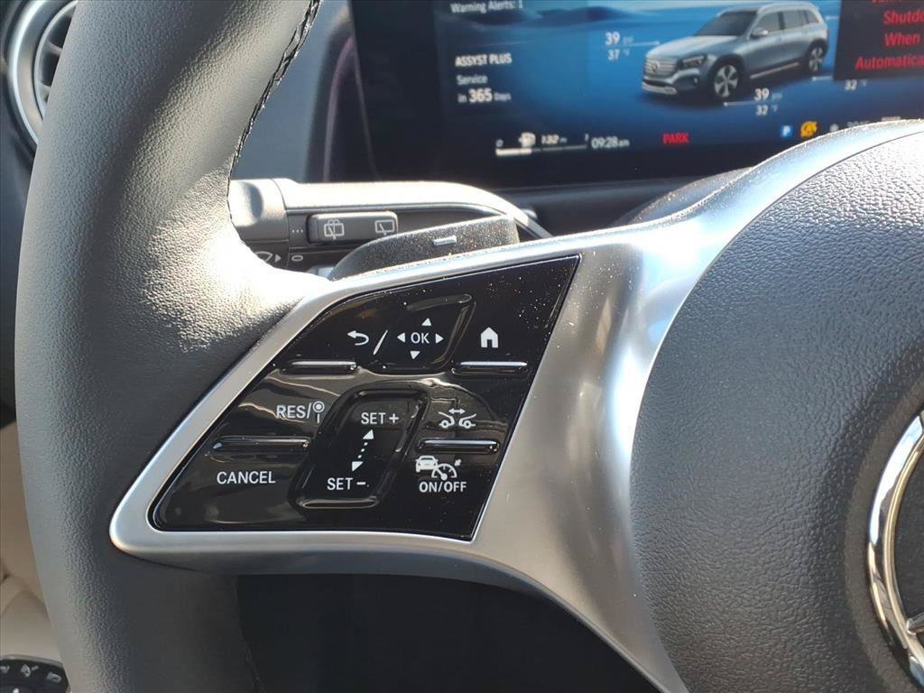 New 2026 Mercedes-Benz GLB 250 4MATIC image 14