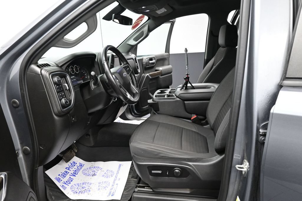 Used 2021 Chevrolet Silverado 1500 RST AWD/4WD image 31