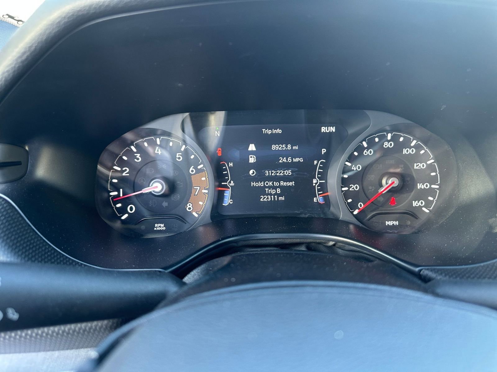 Used 2025 Jeep Compass Trailhawk AWD/4WD image 39