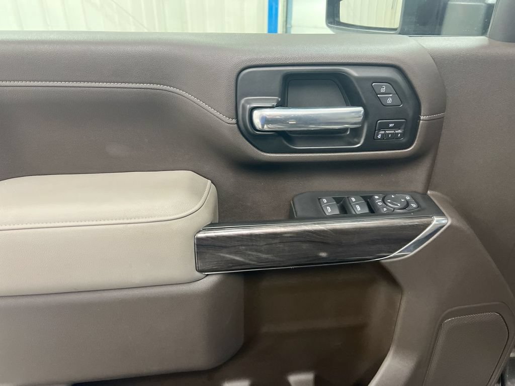 Used 2020 Chevrolet Silverado 2500 LTZ w/ LTZ Plus Package AWD/4WD image 20
