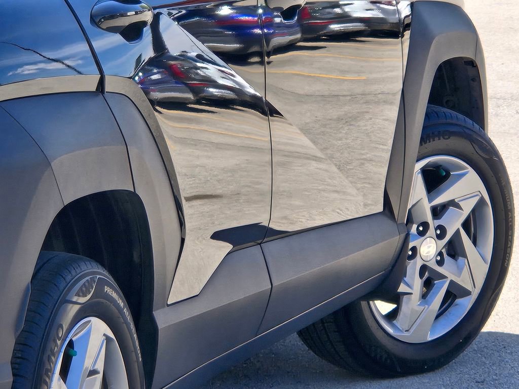 Certified 2025 Hyundai Kona SE AWD/4WD image 17