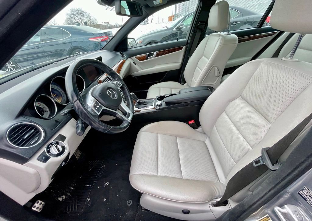 Used 2012 Mercedes-Benz C 300 4MATIC Sedan image 15