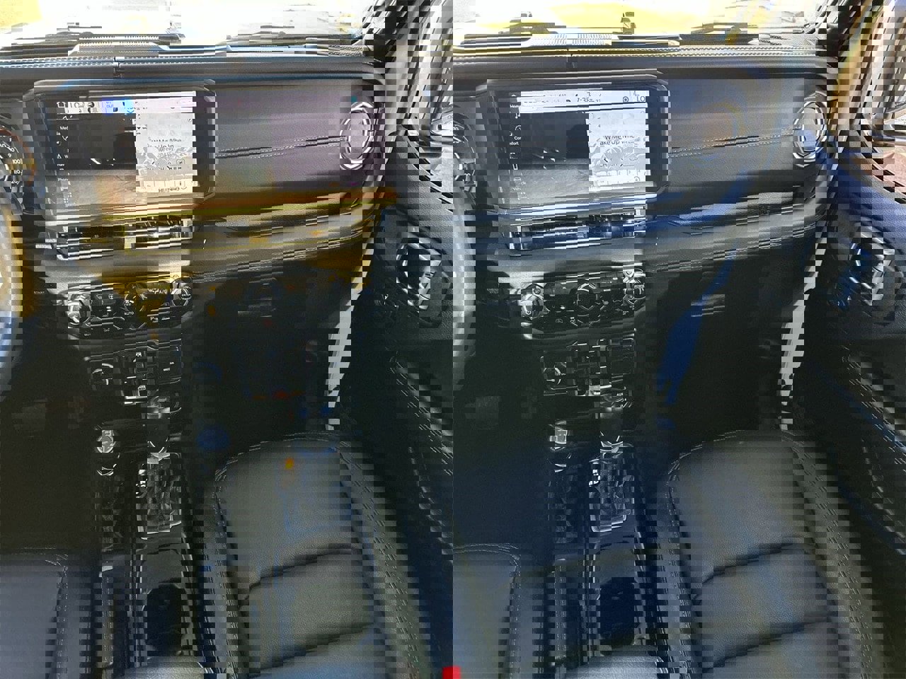 Used 2024 Jeep Wrangler Sahara w/ Technology Group image 13