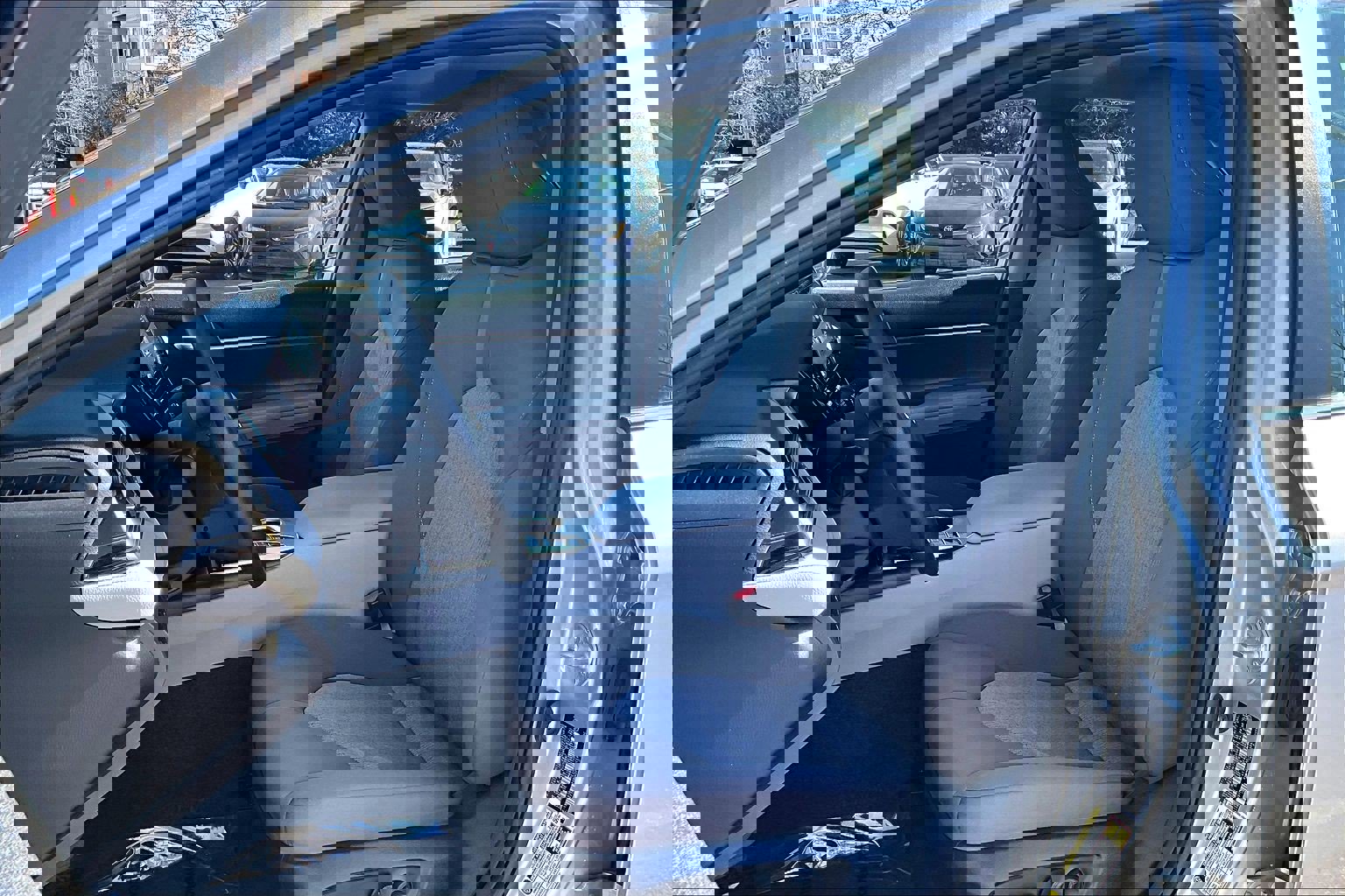 Used 2023 Toyota Camry LE image 23