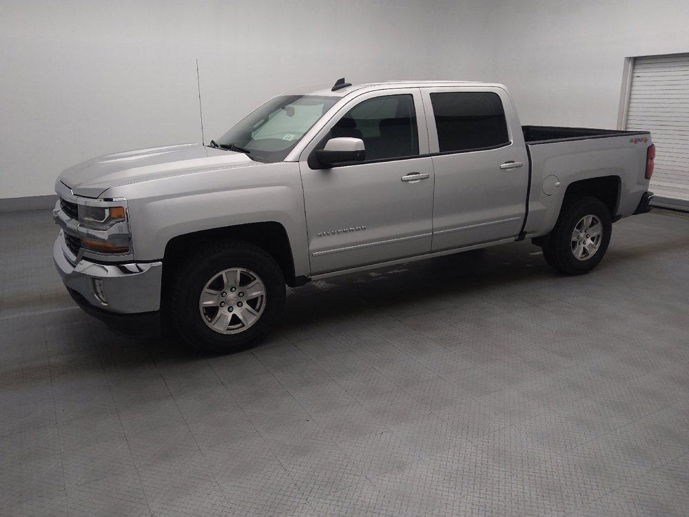 Used 2017 Chevrolet Silverado 1500 LT w/ LT Fleet Convenience Package AWD/4WD image 2