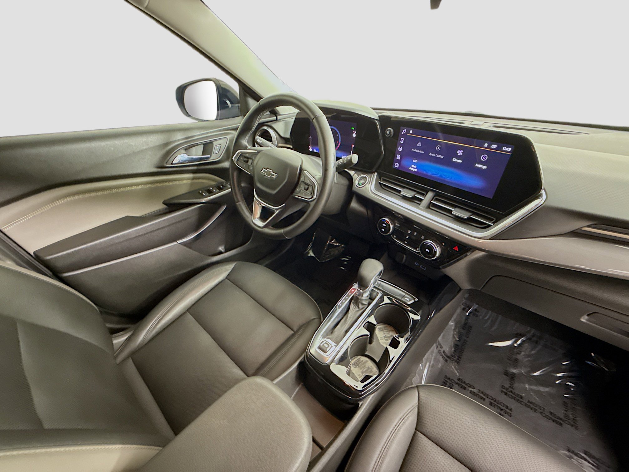 Used 2024 Chevrolet Trax ACTIV w/ Sunroof Package image 34