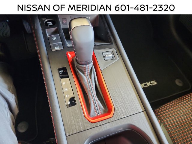 New 2026 Nissan Kicks SR w/ Cold Weather Package FWD image 18