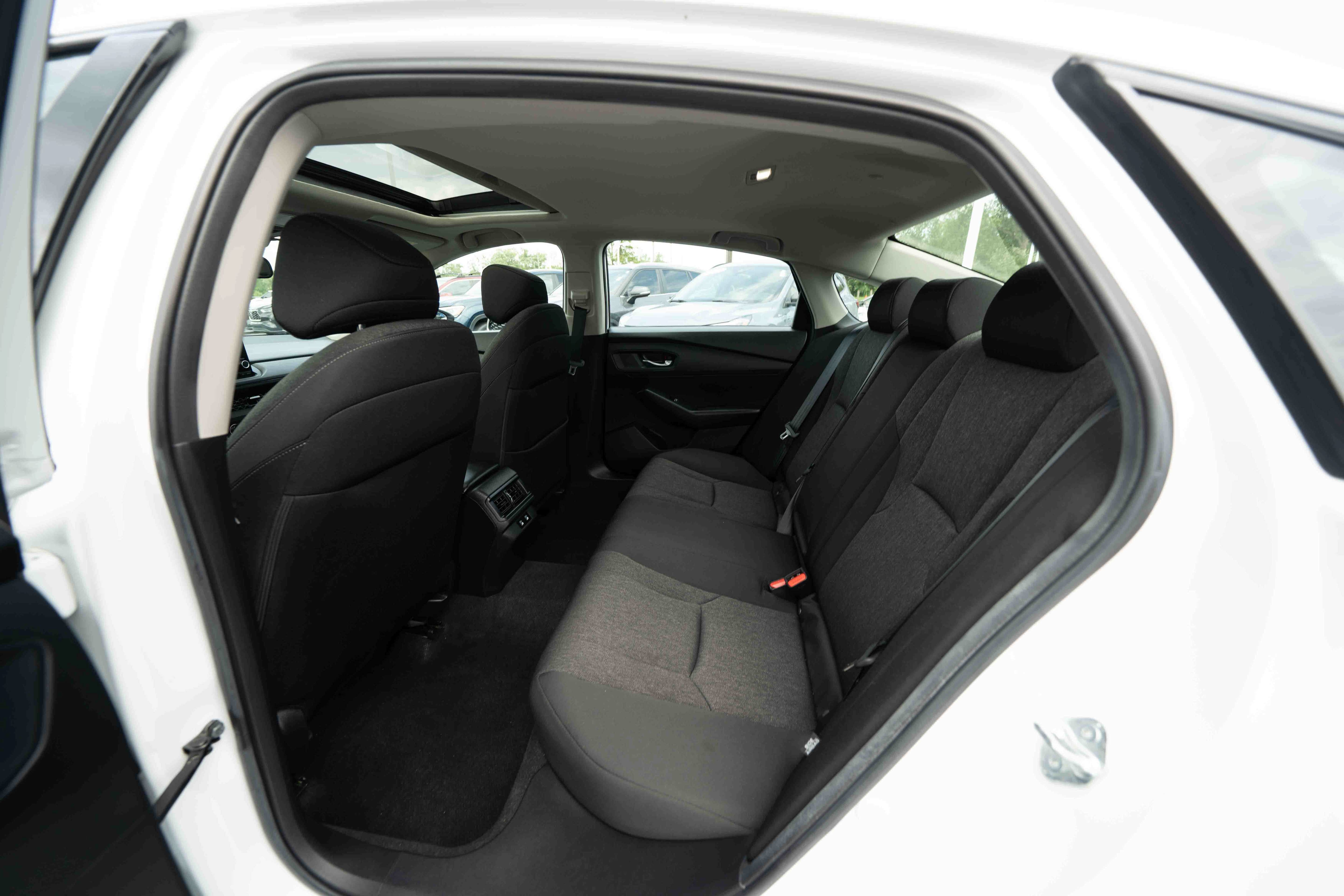 Certified 2025 Honda Accord SE image 23