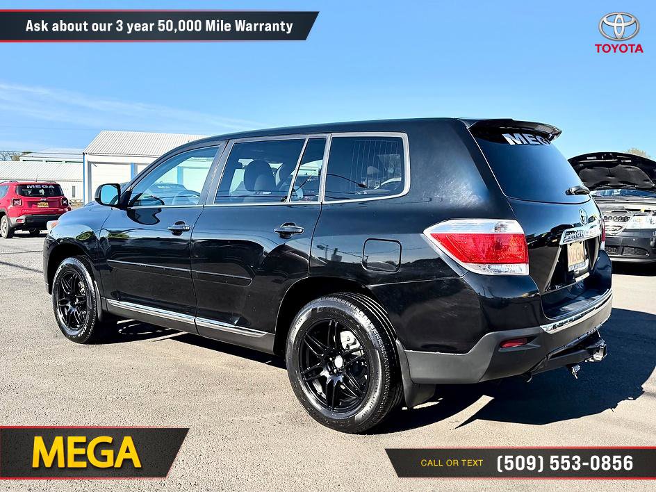 Used 2013 Toyota Highlander 4WD w/ Cold Weather Pkg image 8