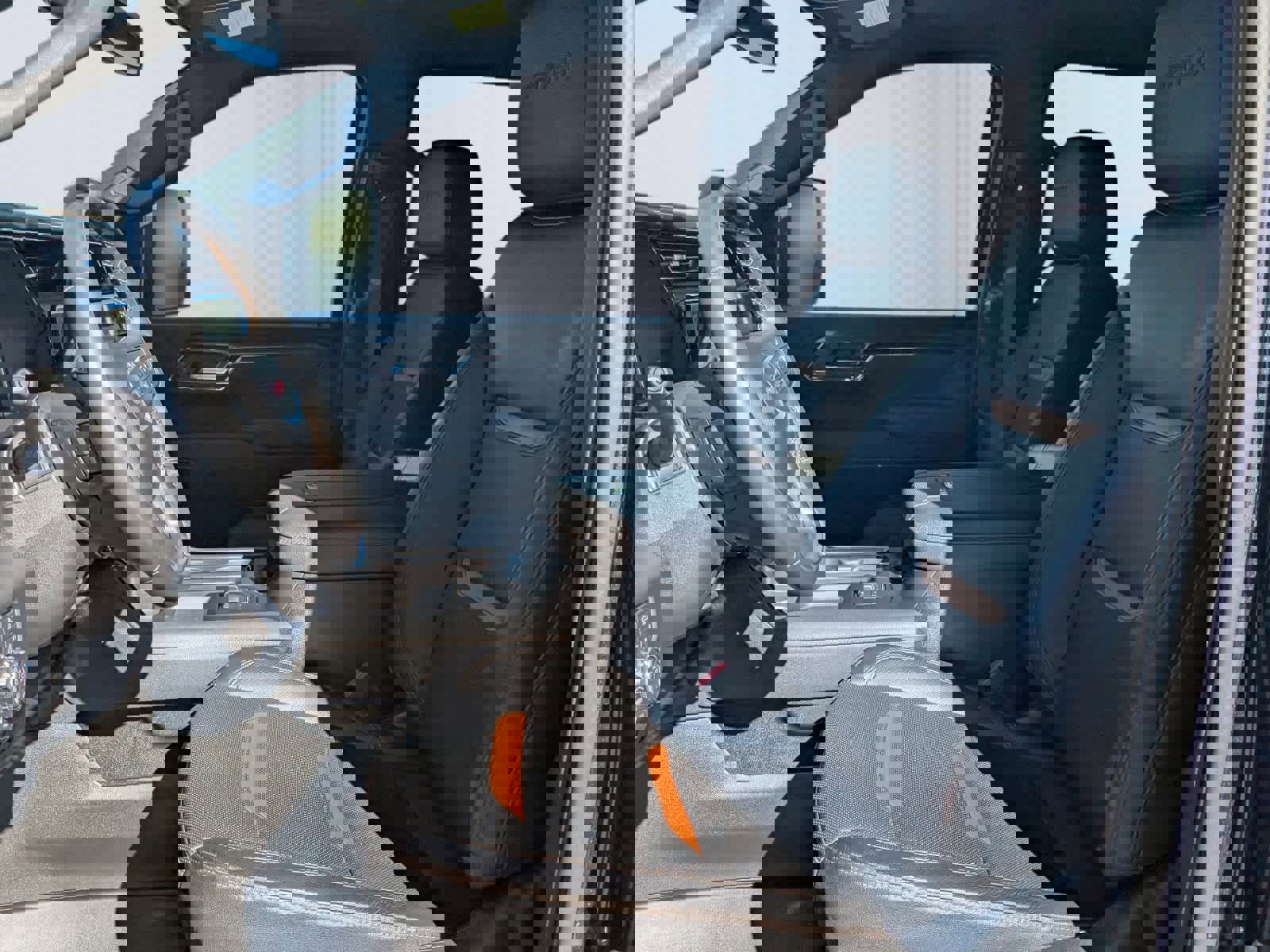 Certified 2024 GMC Sierra 2500 AT4 w/ AT4 Preferred Package image 12