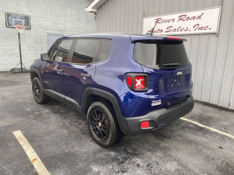 Used 2016 Jeep Renegade Sport w/ Power & Air Group AWD/4WD image 10