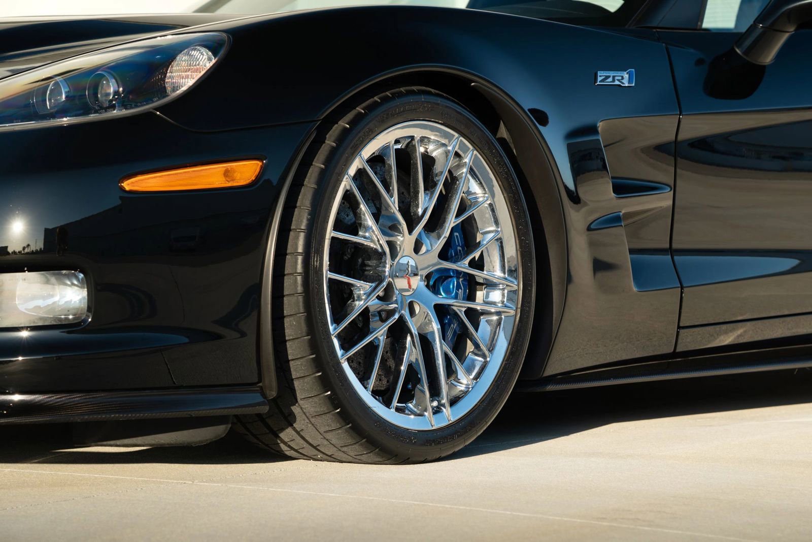 Used 2010 Chevrolet Corvette ZR1 w/ Preferred Equipment Group image 31