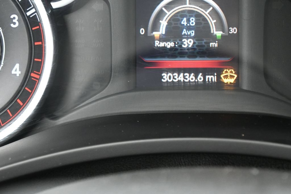 Used 2022 RAM 4500 SLT w/ Quick Order Package 2YG SLT AWD/4WD image 17