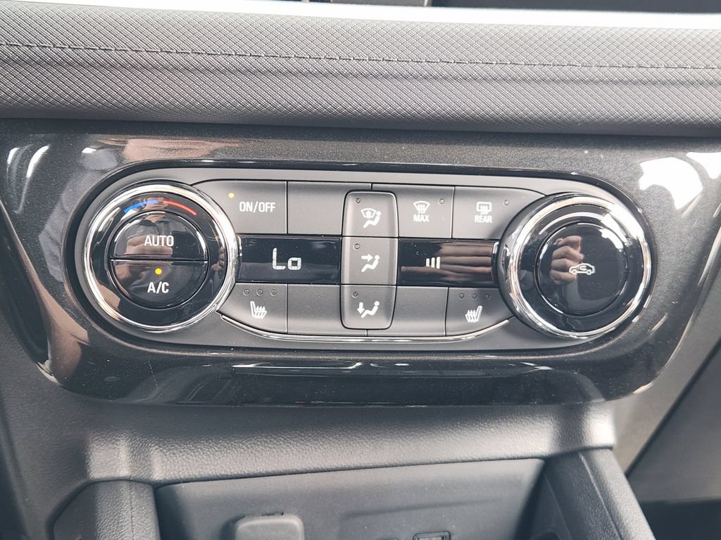 New 2026 Chevrolet TrailBlazer LT w/ Convenience Package FWD image 15