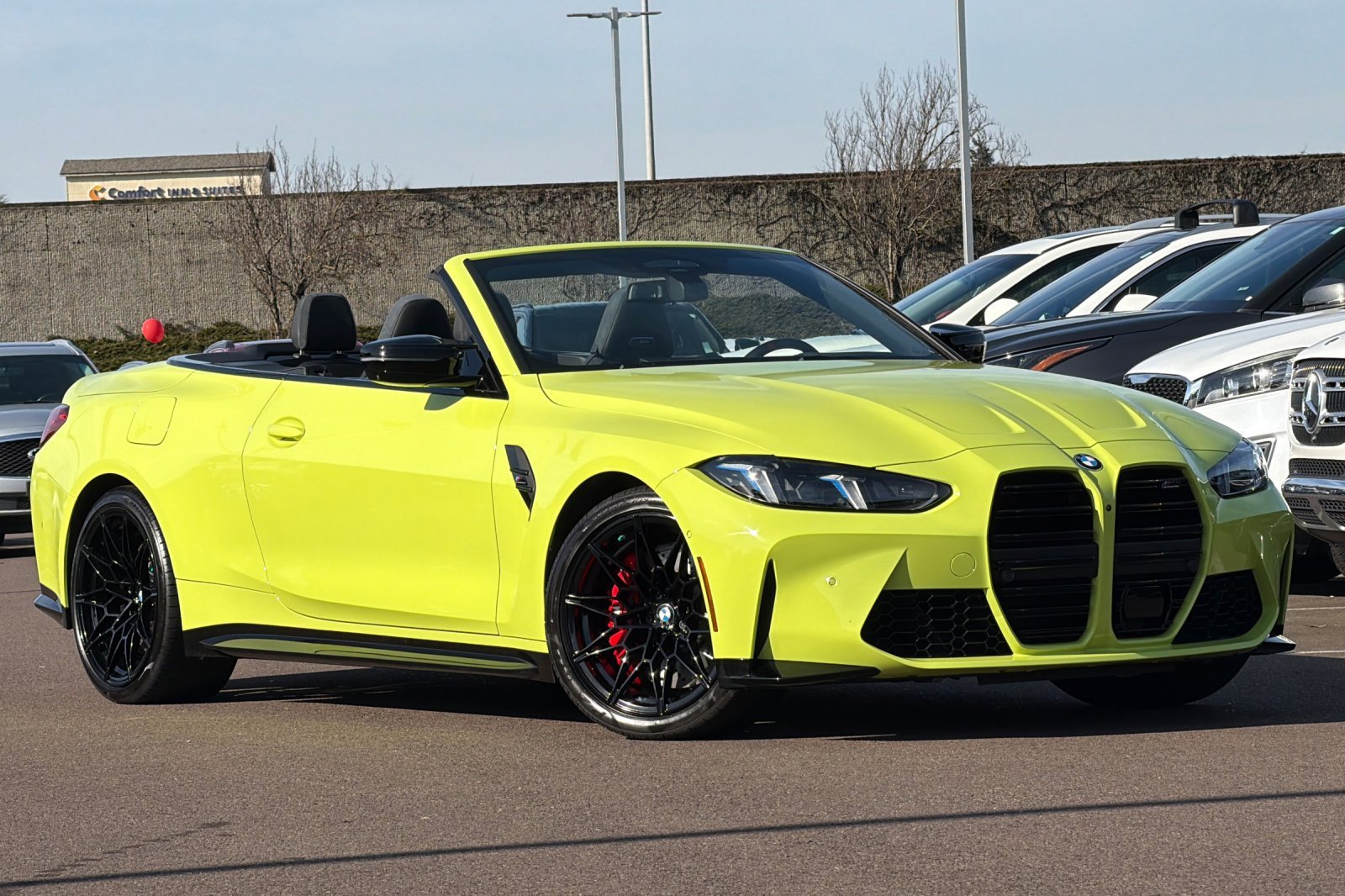 Used 2025 BMW M4 xDrive Competition image 2