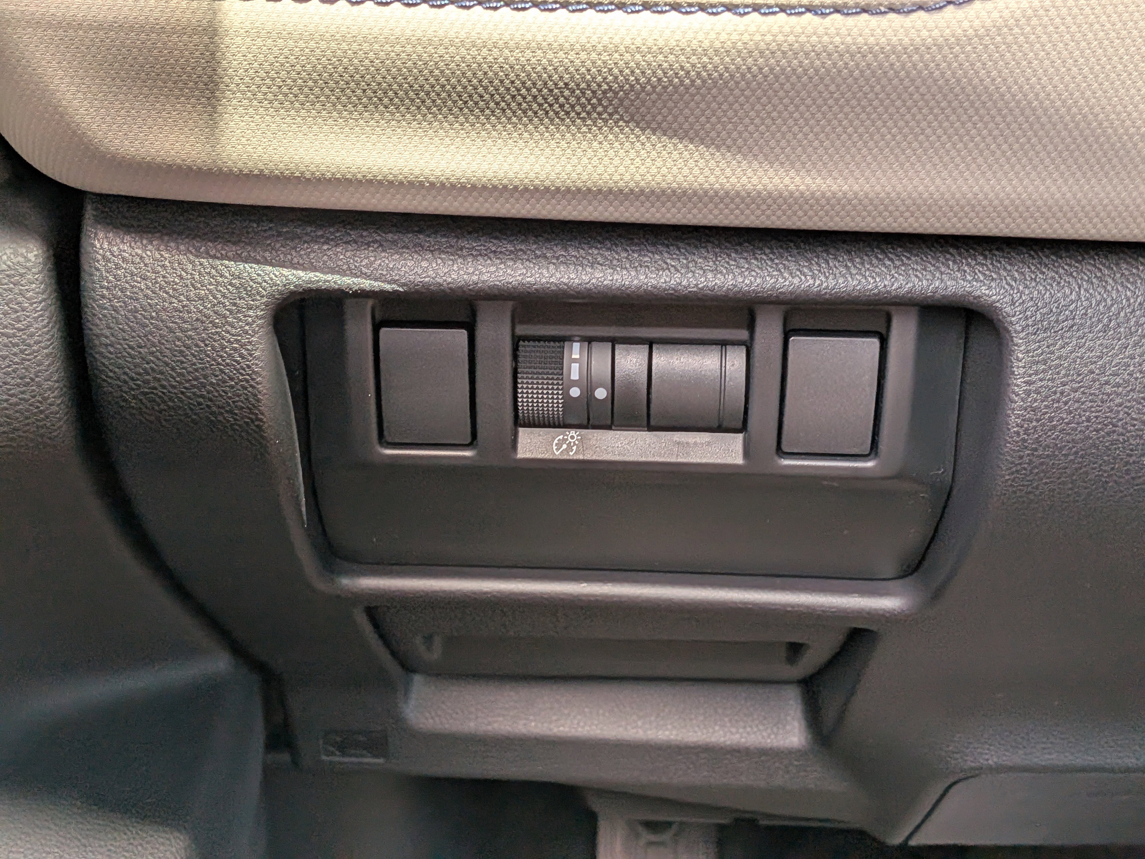 Used 2026 Subaru Forester Premium AWD/4WD image 25