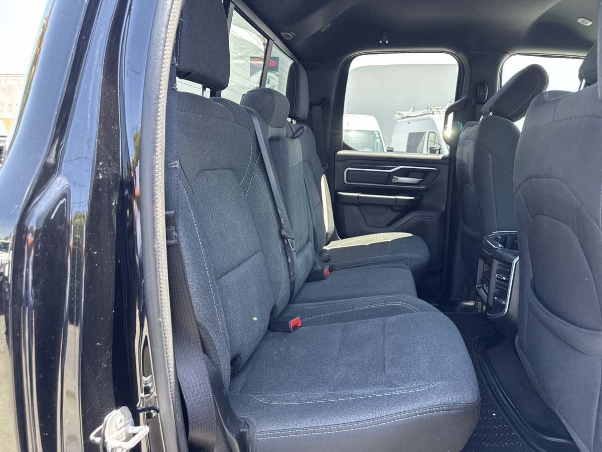 Used 2020 RAM 1500 Big Horn AWD/4WD image 13