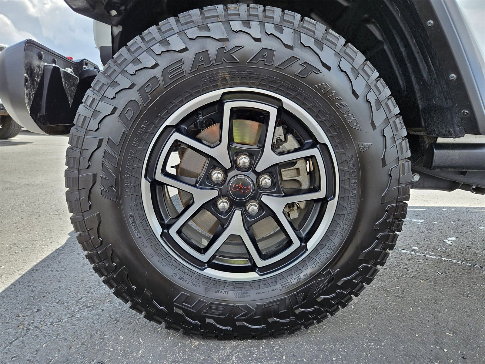 Used 2024 Jeep Gladiator Rubicon image 25