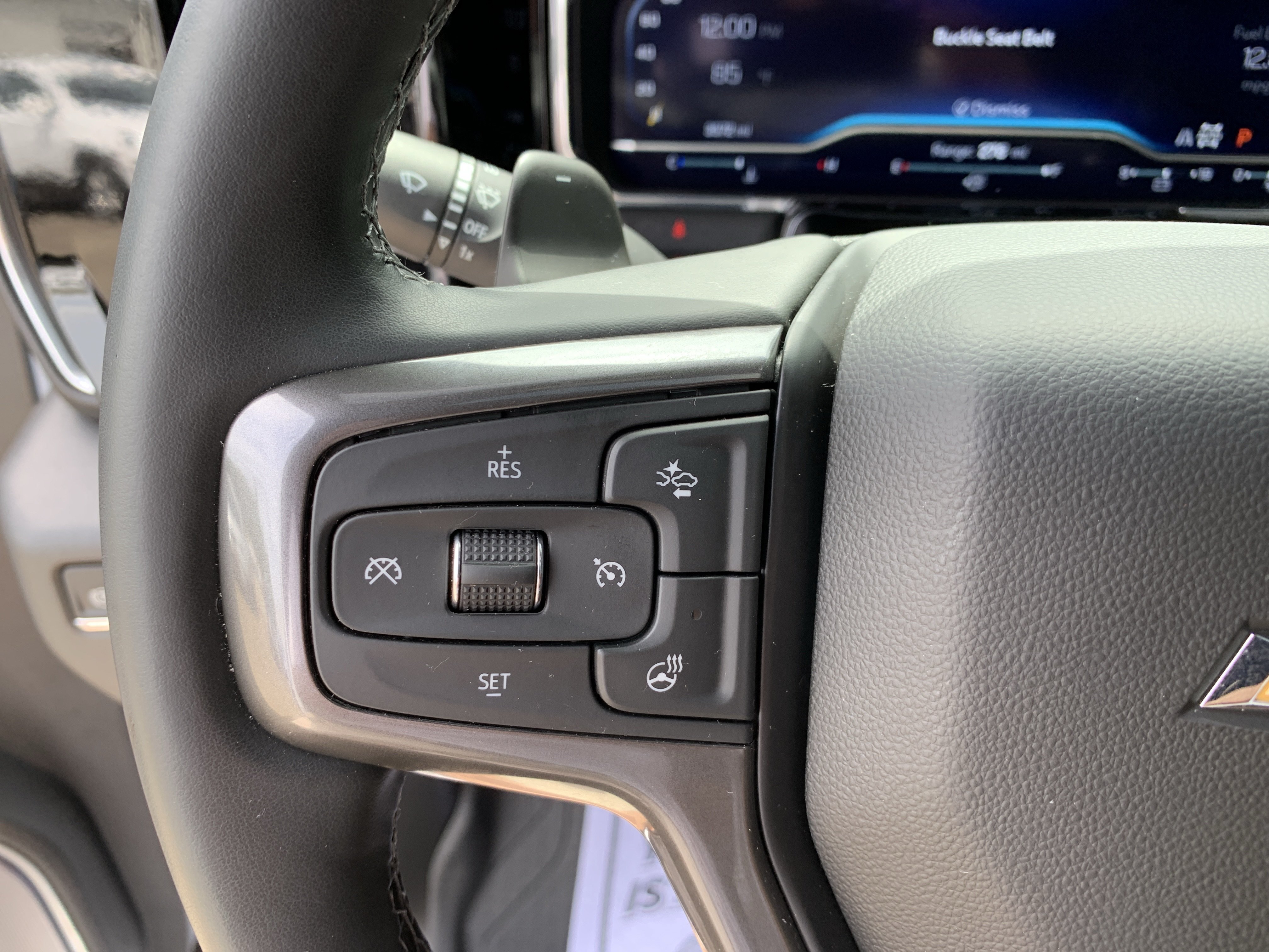 Used 2025 Chevrolet Silverado 1500 High Country AWD/4WD image 26