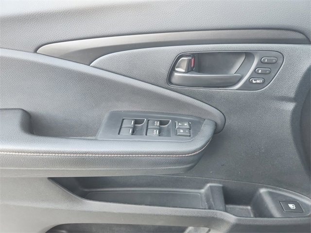 Certified 2025 Honda Ridgeline TrailSport image 29