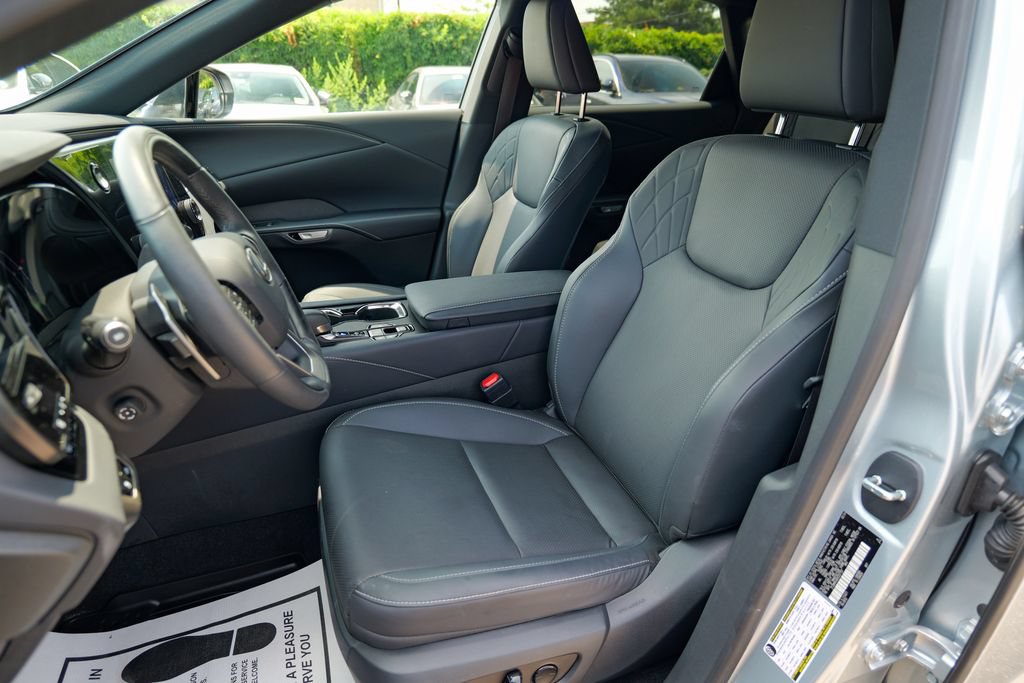 Used 2024 Lexus RX 350h w/ Accessory Package (Z1) AWD/4WD image 22