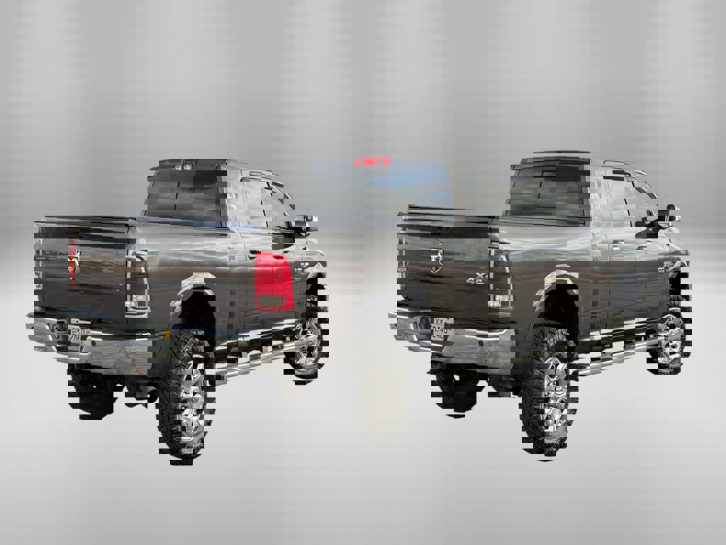 Used 2015 RAM 3500 Laramie image 4