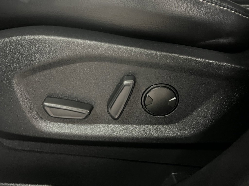 Used 2024 Ford Edge SEL image 92