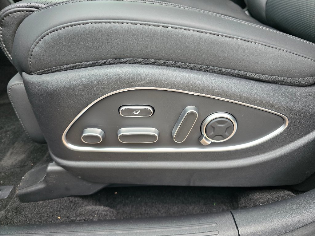 New 2026 Hyundai Palisade Calligraphy AWD/4WD image 16