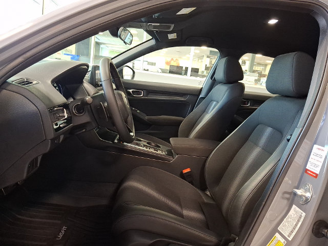 Used 2025 Honda Civic Sport image 12