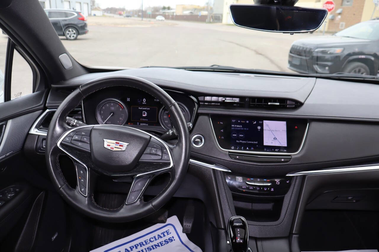 Used 2023 Cadillac XT5 Premium Luxury w/ Technology Package image 7